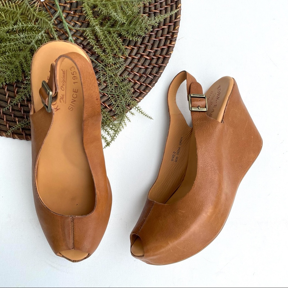 Kork-Ease Women’s Wedge Sandal Tan Leather Size 9